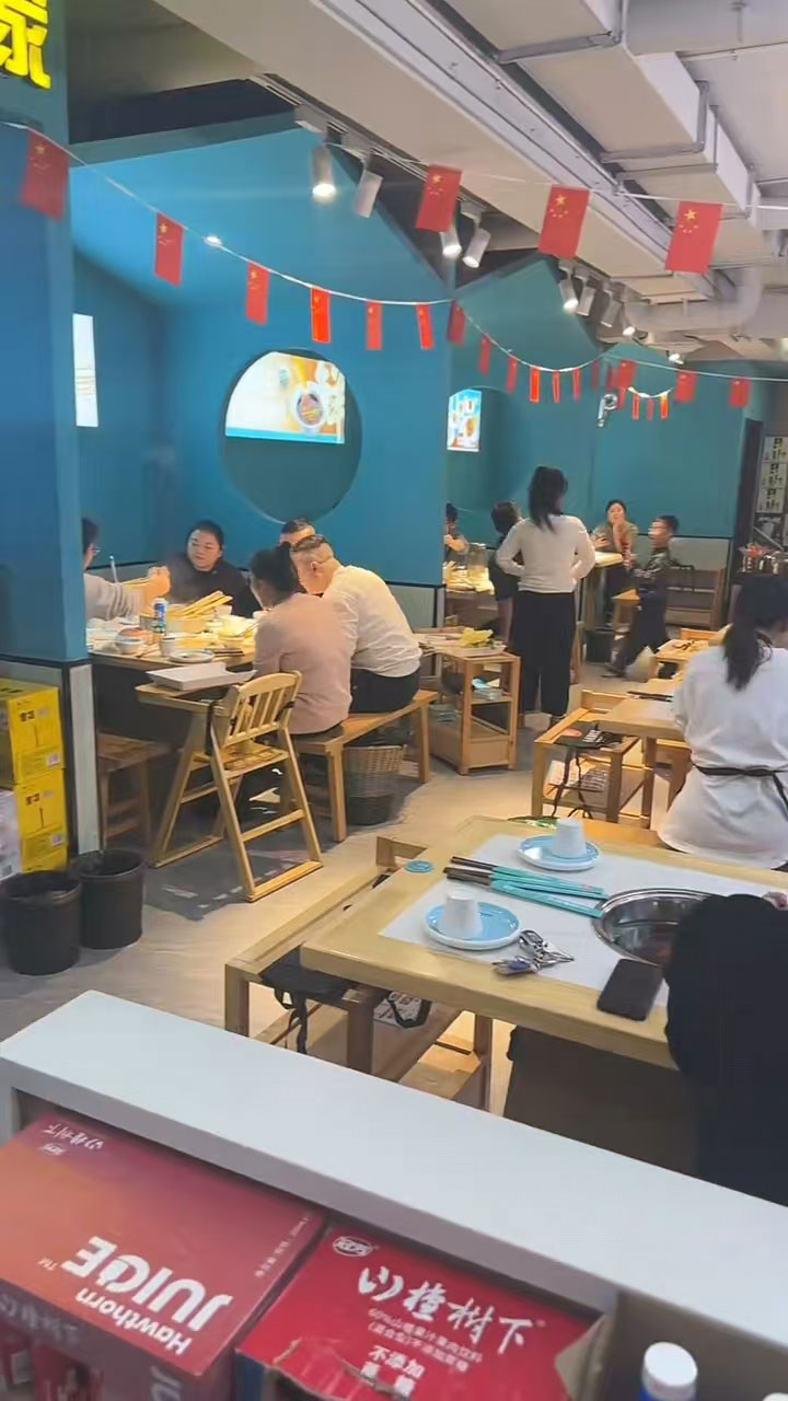 【串串香加盟】屋头串串山西运城永济店：90 后创业的热辣征程