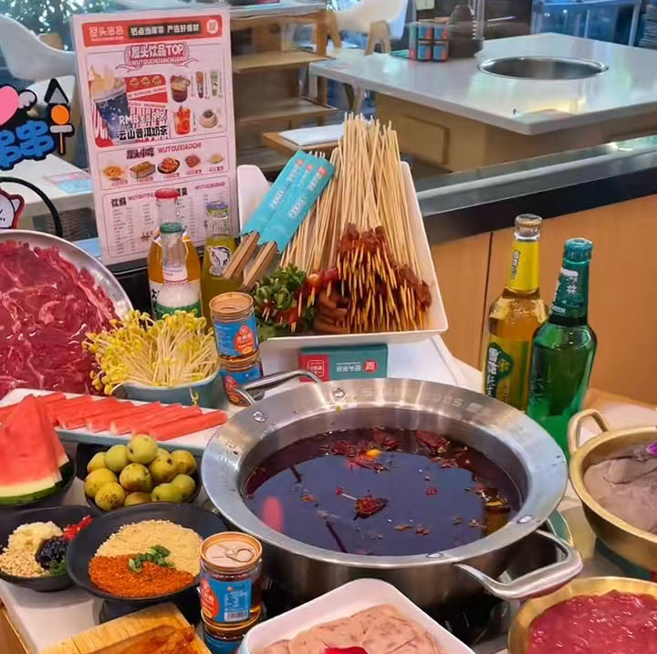 【串串香加盟】屋头串串山西运城永济店：90 后创业的热辣征程
